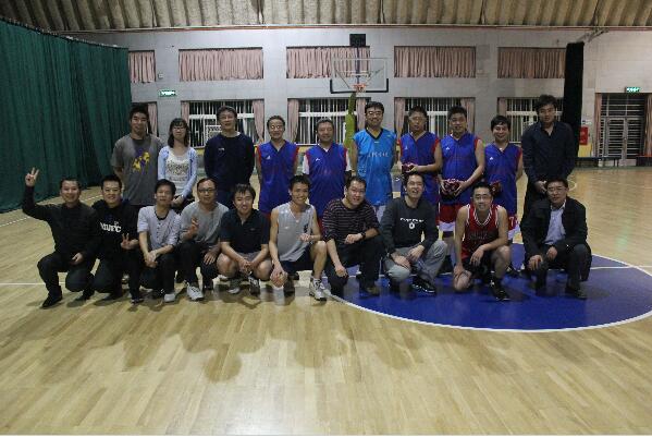 九州ku酷游治理学院MPAcc师生篮球友谊赛圆满竣事