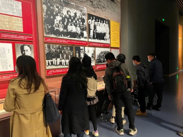 49EC4852B09C167FAF4C7FD1BF3_21A94E33_165FF