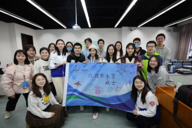 冰雪人物志丨邱小桐：遇见冬奥，，，，，自愿相约