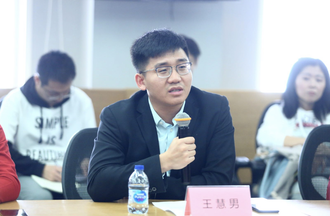 2041871BFDF8B30BD87AA8F6DA2_19F398D3_91BF9