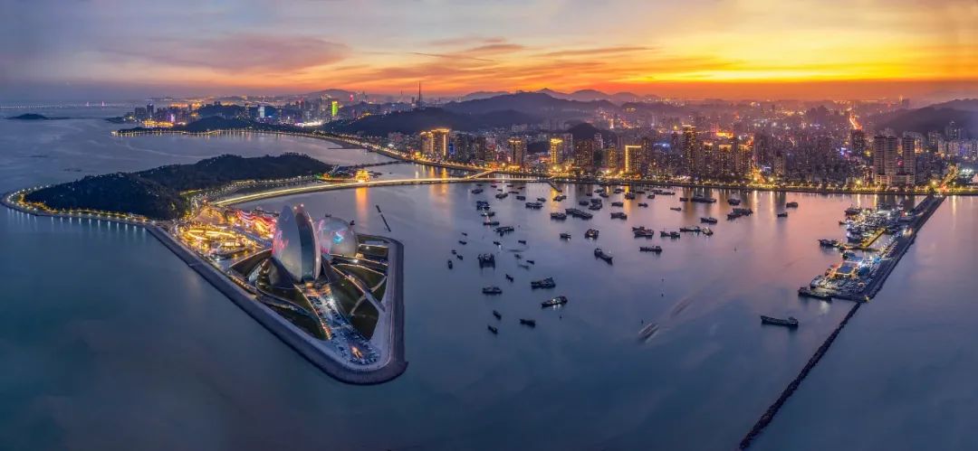 2E84E61DB336D6DAF7A98BBCF42_3F1DD982_116A9