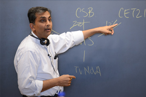 哈佛商学院 德赛教授