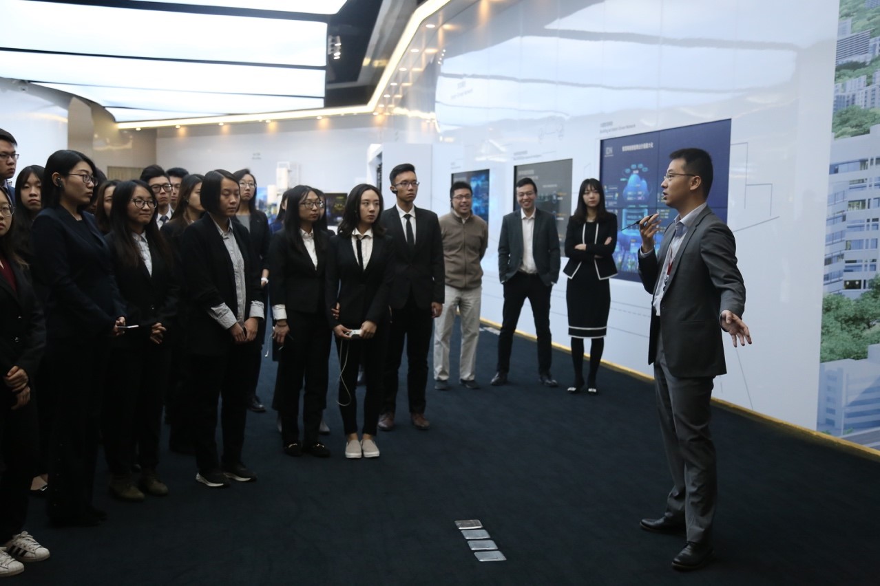 4DA806BBEC3FA5F02670EC7708C_003E338B_260C1